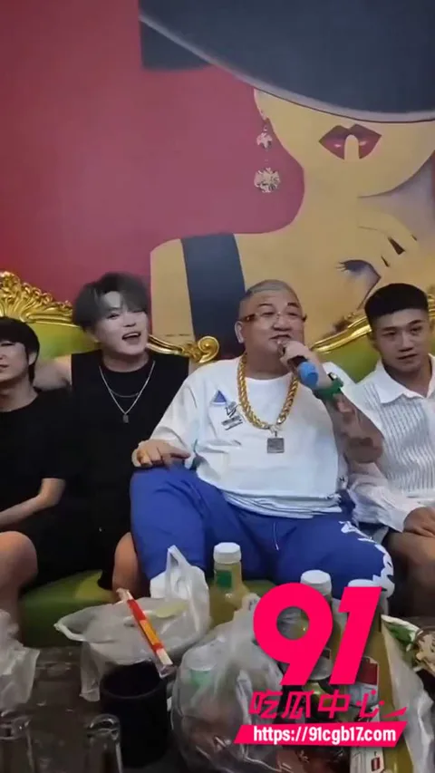 抖音有钱大叔人设翻车6 抖音有钱大叔人设翻车6