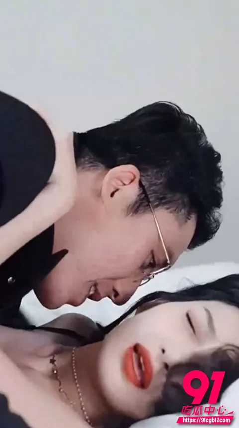 成人短剧特殊的请求1 成人短剧特殊的请求1