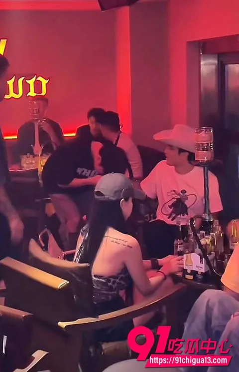 藏族男网红董朱66 藏族男网红董朱66